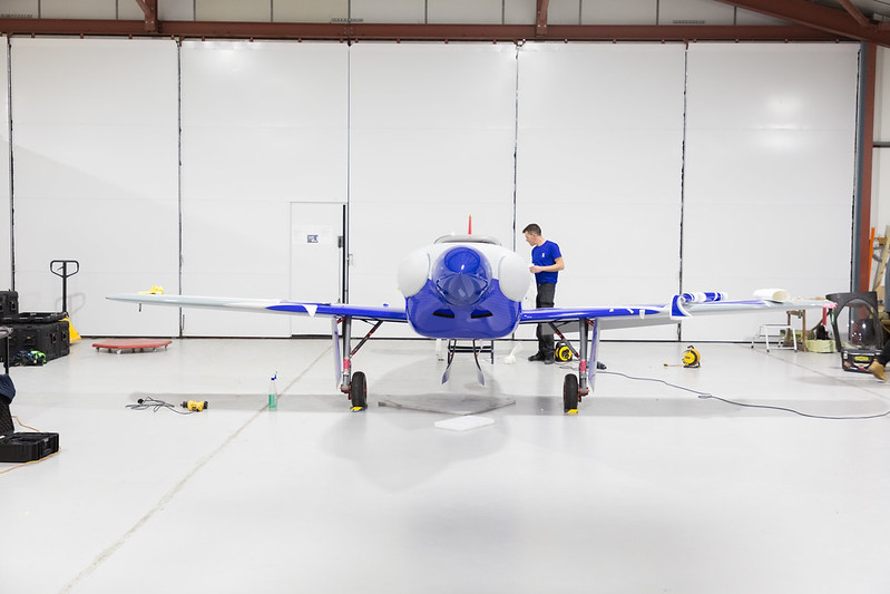 Rolls-Royce unveils all-electric plane targeting the record books-7