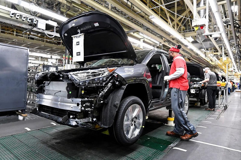 Toyota Kentucky Begins Production of Hot-Selling RAV4 Hybrid-4