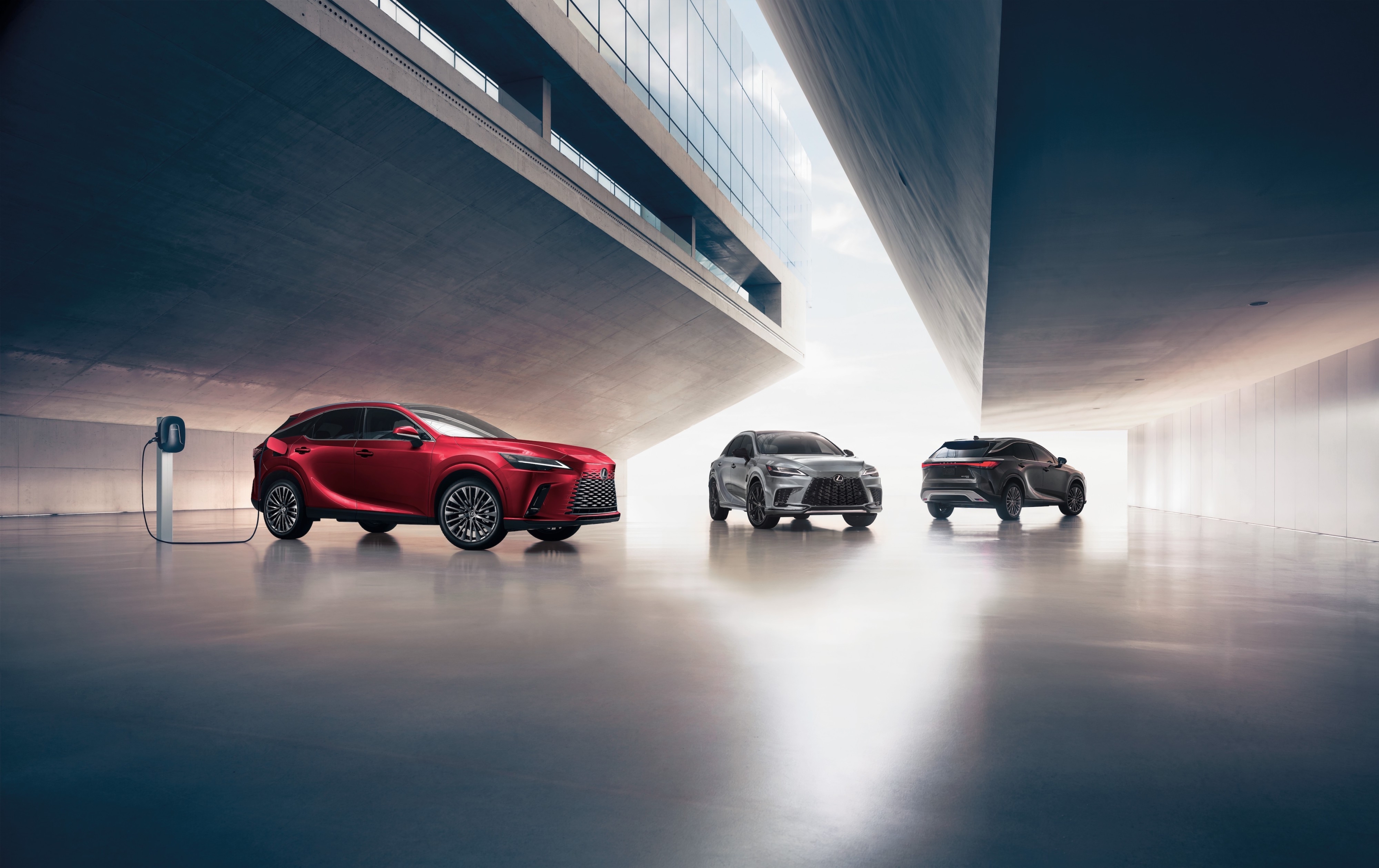 The 2024 Lexus RX 450h+Electrifying An Icon – EVH News